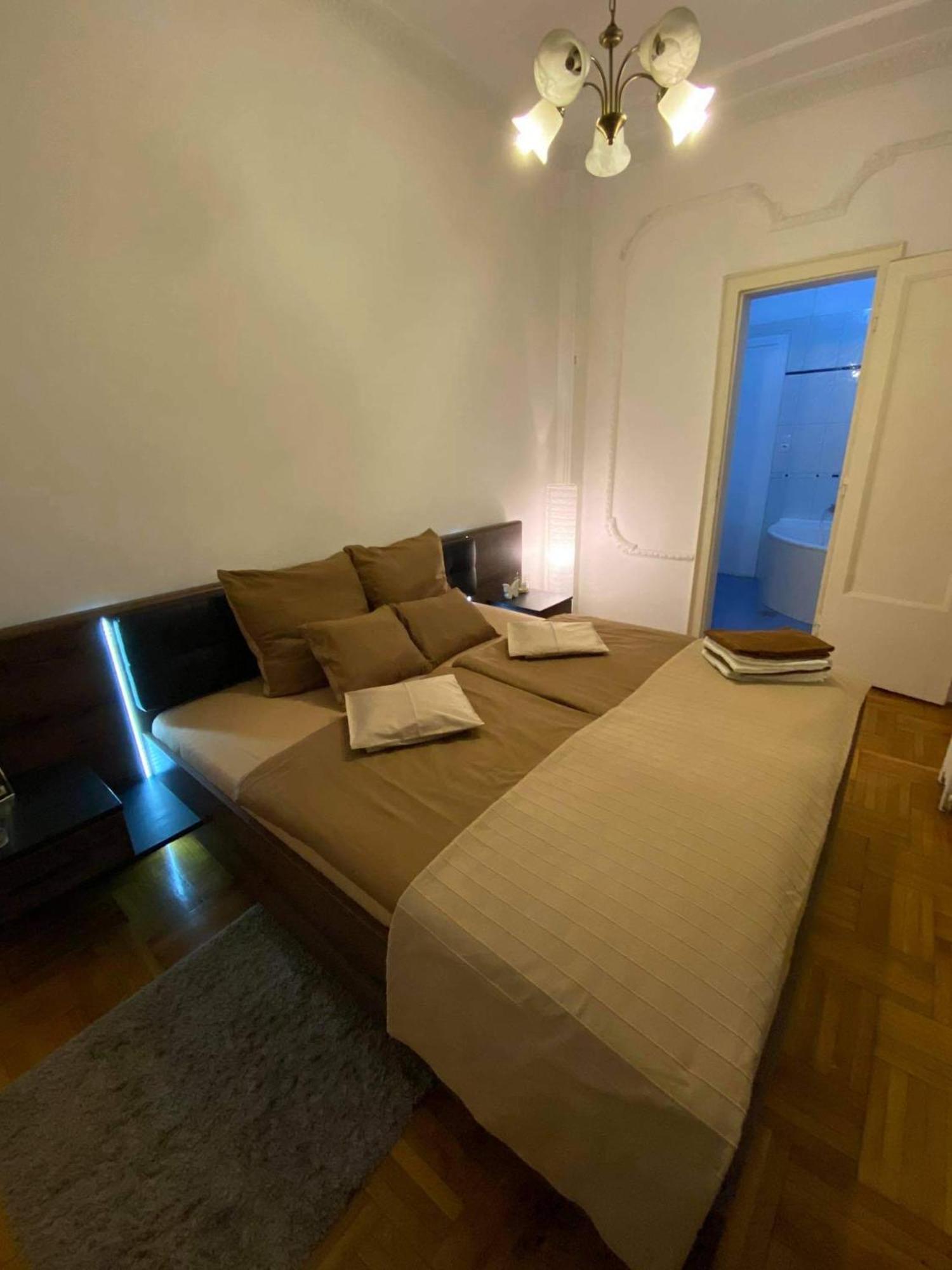 Come & Stay Apartments And Rooms City Center ブダペスト エクステリア 写真